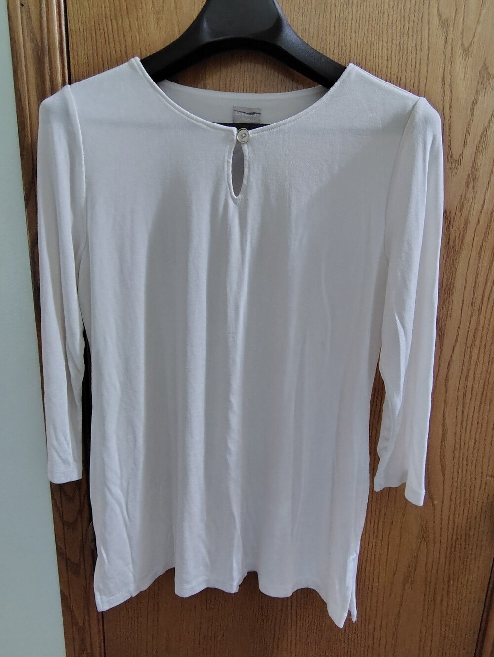 Chico's White Long-Sleeve Keyhole Button Top